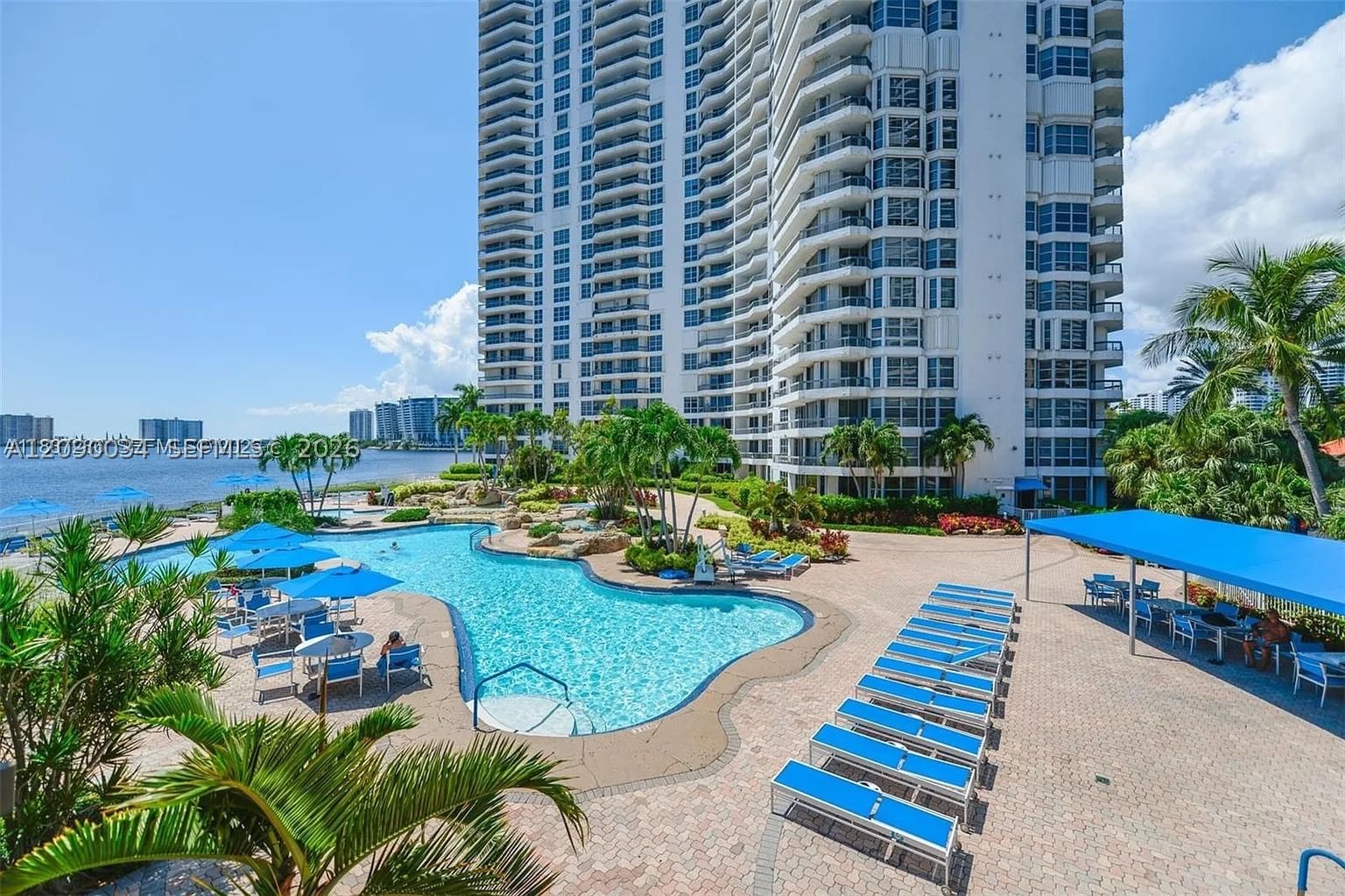 Real estate property located at 19195 Mystic Pointe Dr #2406, Miami-dade, Mystic Pointe Condo No Tw, Aventura, FL