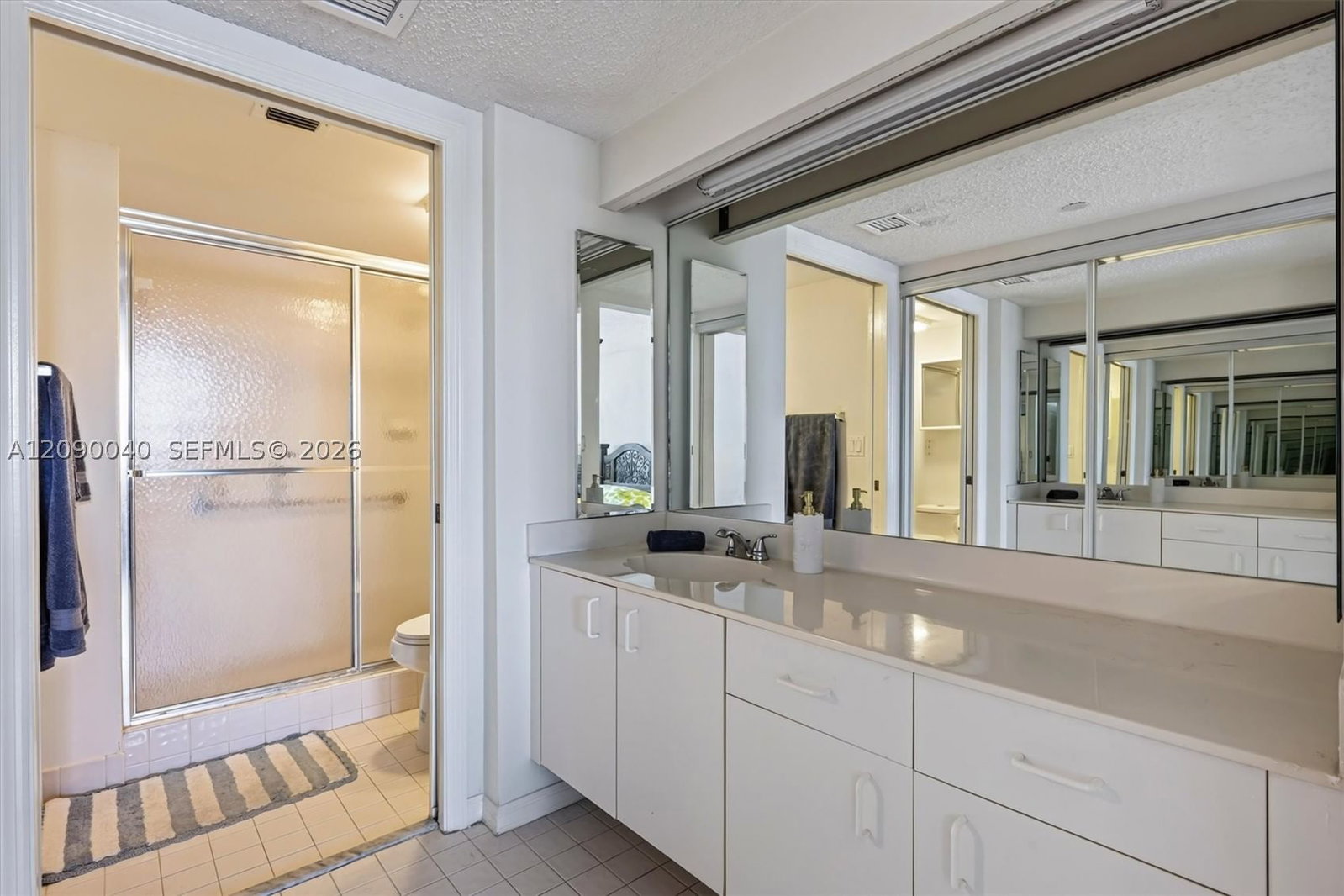 Real estate property located at 9587 Weldon Cir B203, Broward, Weldon Condominium, Tamarac, FL