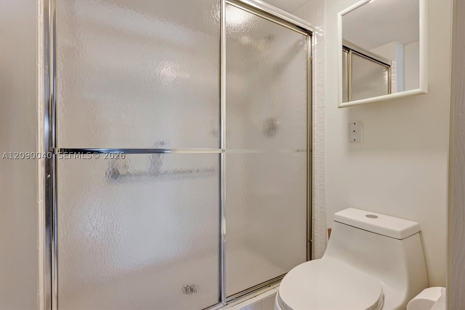 Real estate property located at 9587 Weldon Cir B203, Broward, Weldon Condominium, Tamarac, FL