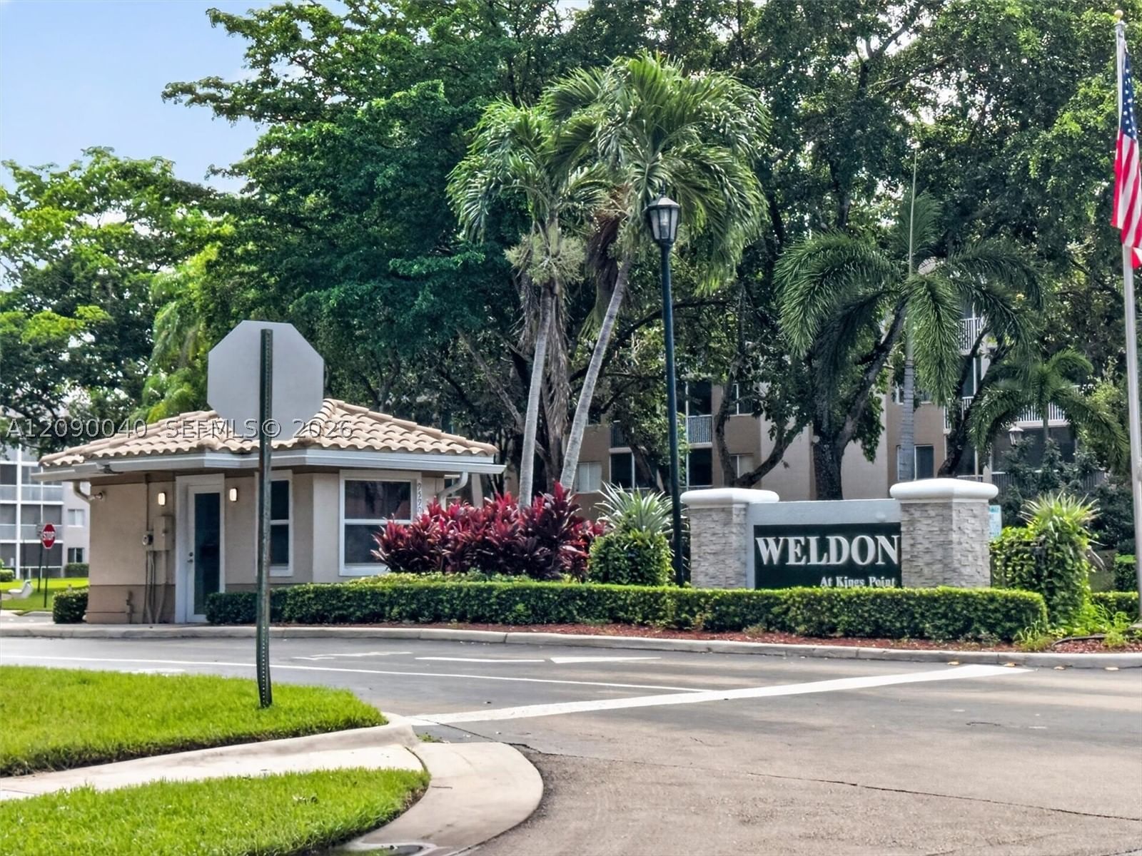 Real estate property located at 9587 Weldon Cir B203, Broward, Weldon Condominium, Tamarac, FL