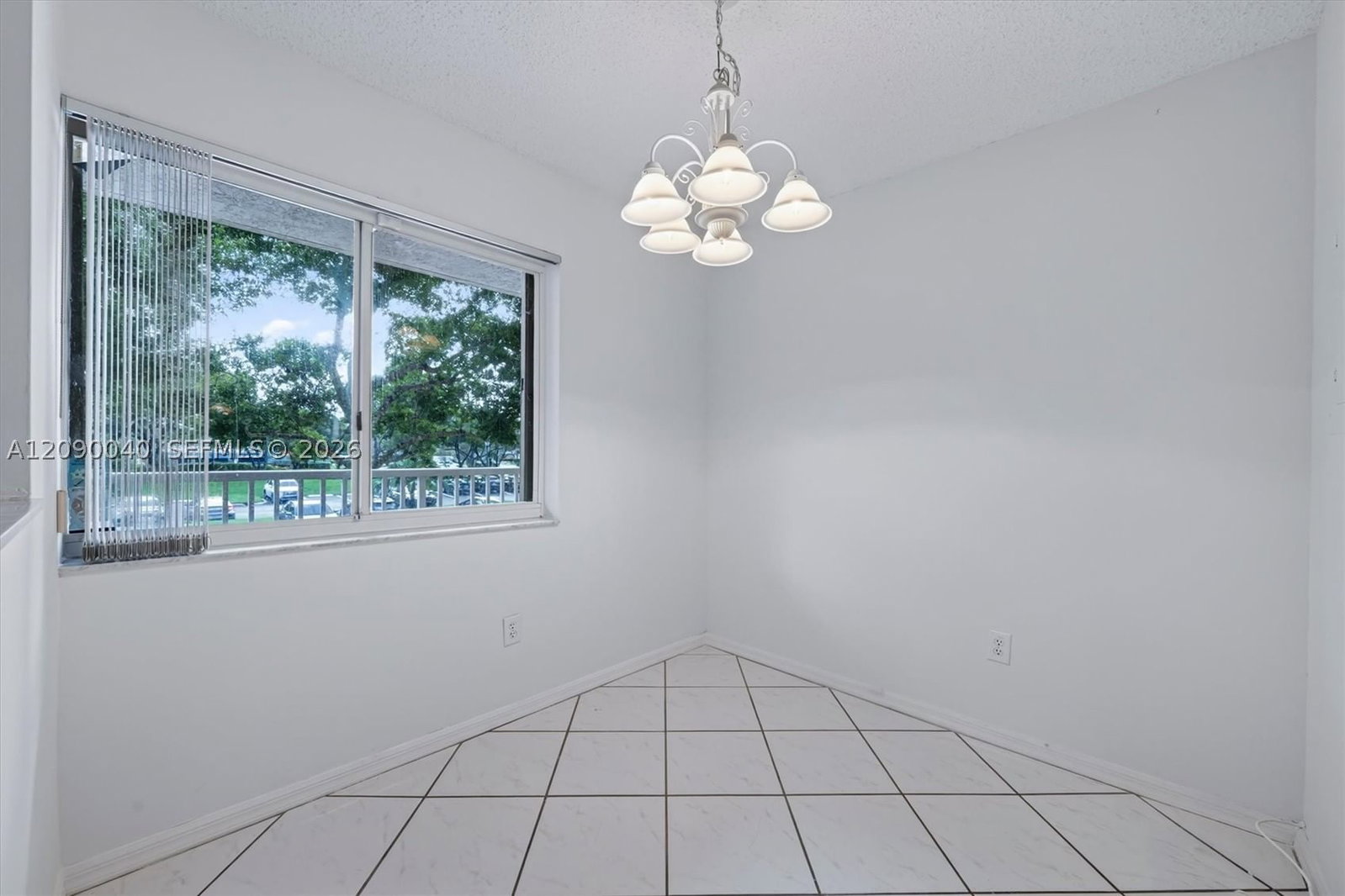 Real estate property located at 9587 Weldon Cir B203, Broward, Weldon Condominium, Tamarac, FL
