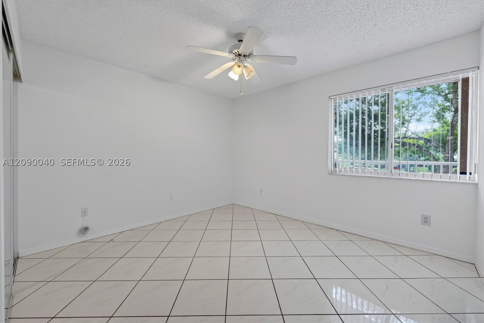 Real estate property located at 9587 Weldon Cir B203, Broward, Weldon Condominium, Tamarac, FL