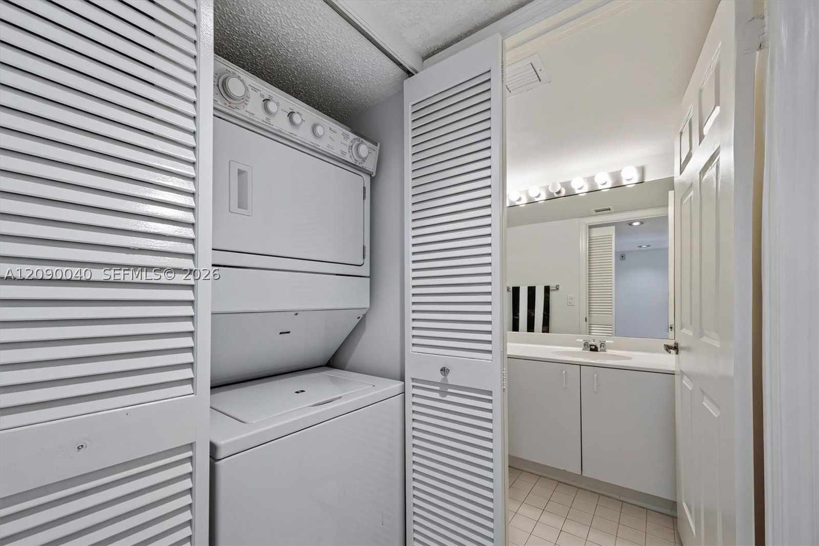 Real estate property located at 9587 Weldon Cir B203, Broward, Weldon Condominium, Tamarac, FL