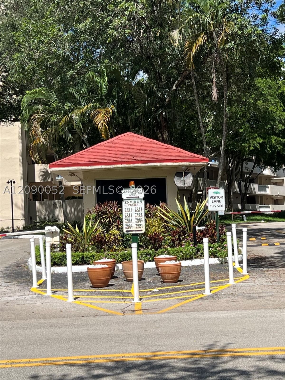 Real estate property located at 6921 Environ Blvd #3O, Broward, Environ I Condo 9, Lauderhill, FL