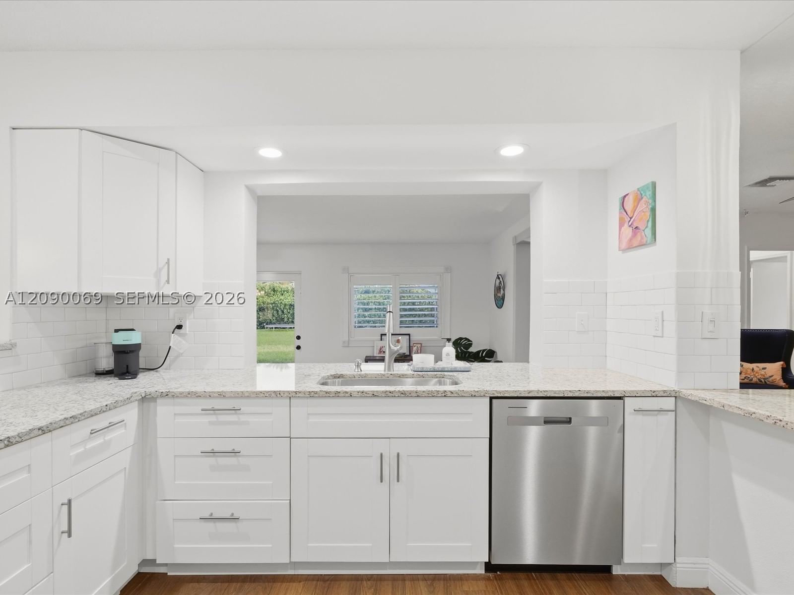Real estate property located at 5740 8th St, Broward, Plantation Park Lakesites, Plantation, FL