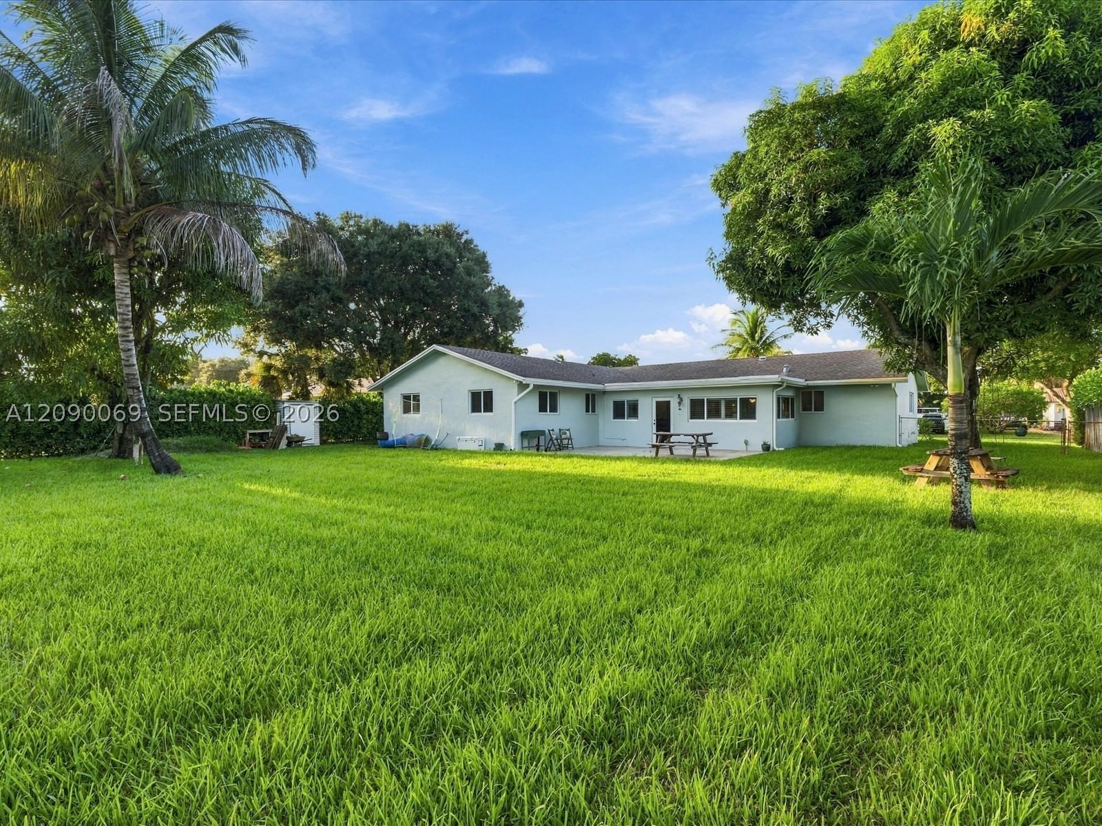Real estate property located at 5740 8th St, Broward, Plantation Park Lakesites, Plantation, FL