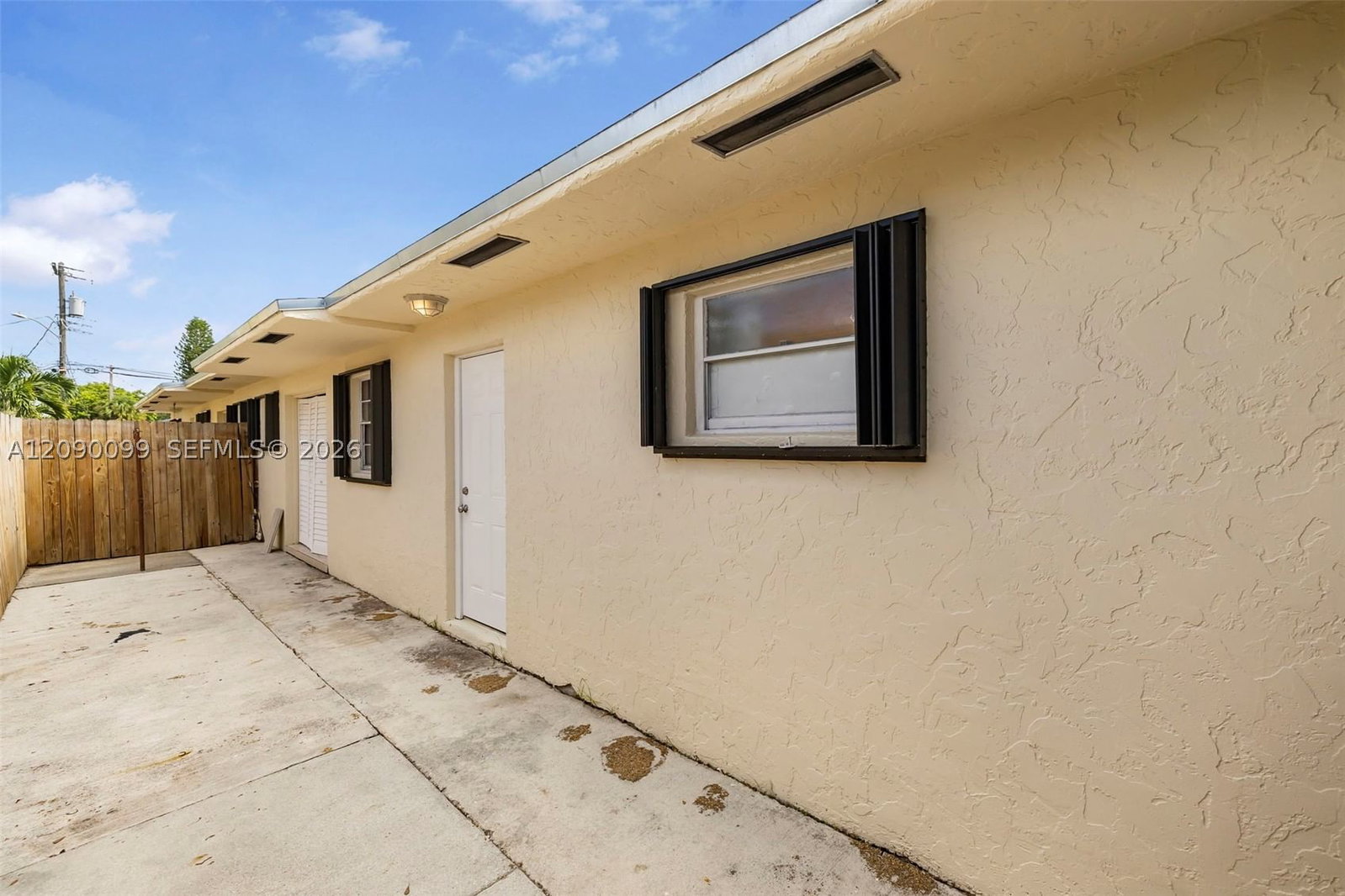 Real estate property located at 2033 Dewey St, Broward, Hollywood South Side Add, Hollywood, FL