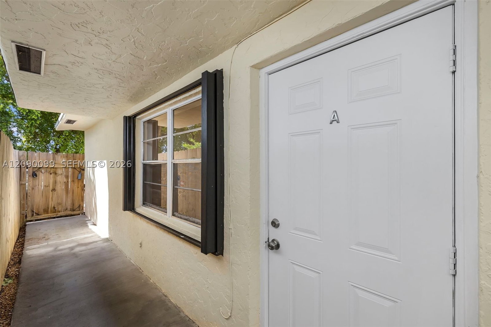 Real estate property located at 2033 Dewey St, Broward, Hollywood South Side Add, Hollywood, FL
