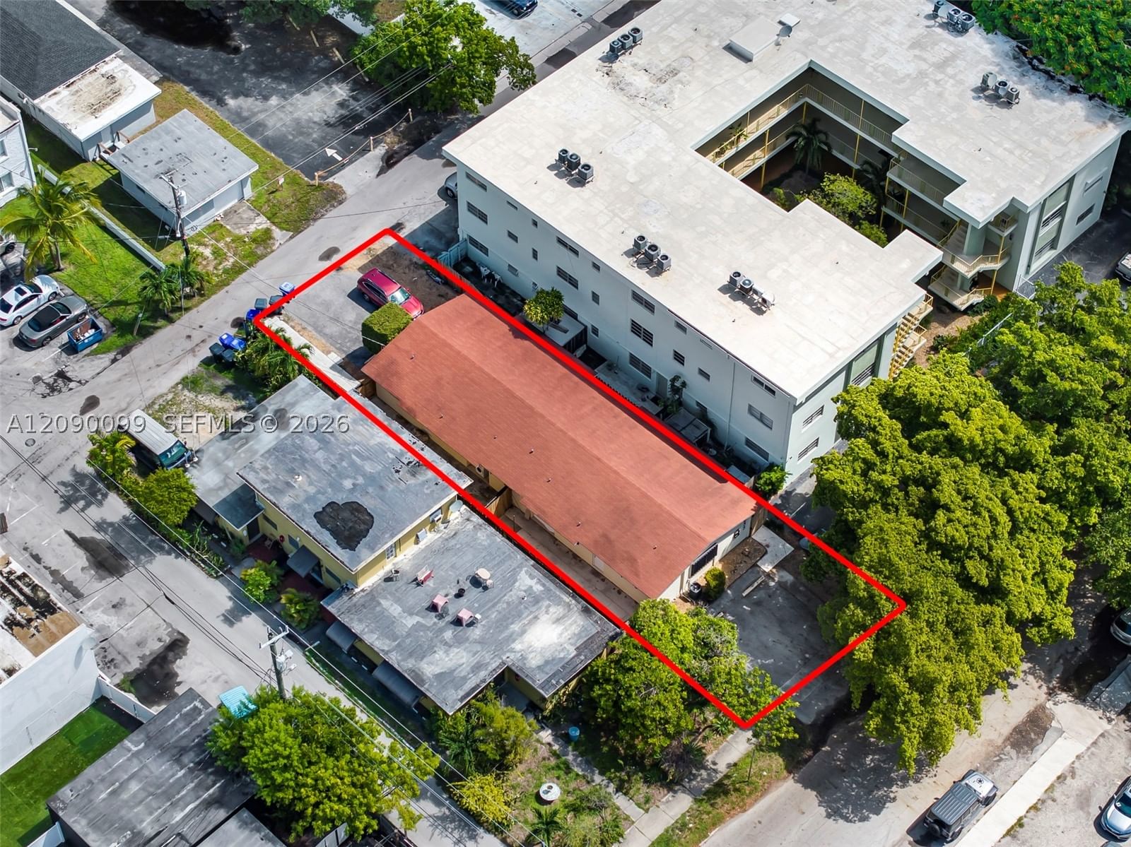 Real estate property located at 2033 Dewey St, Broward, Hollywood South Side Add, Hollywood, FL