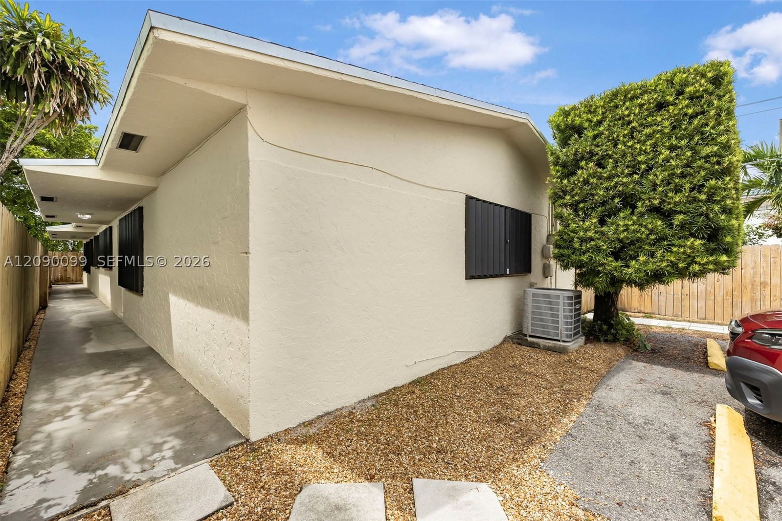 Real estate property located at 2033 Dewey St, Broward, Hollywood South Side Add, Hollywood, FL