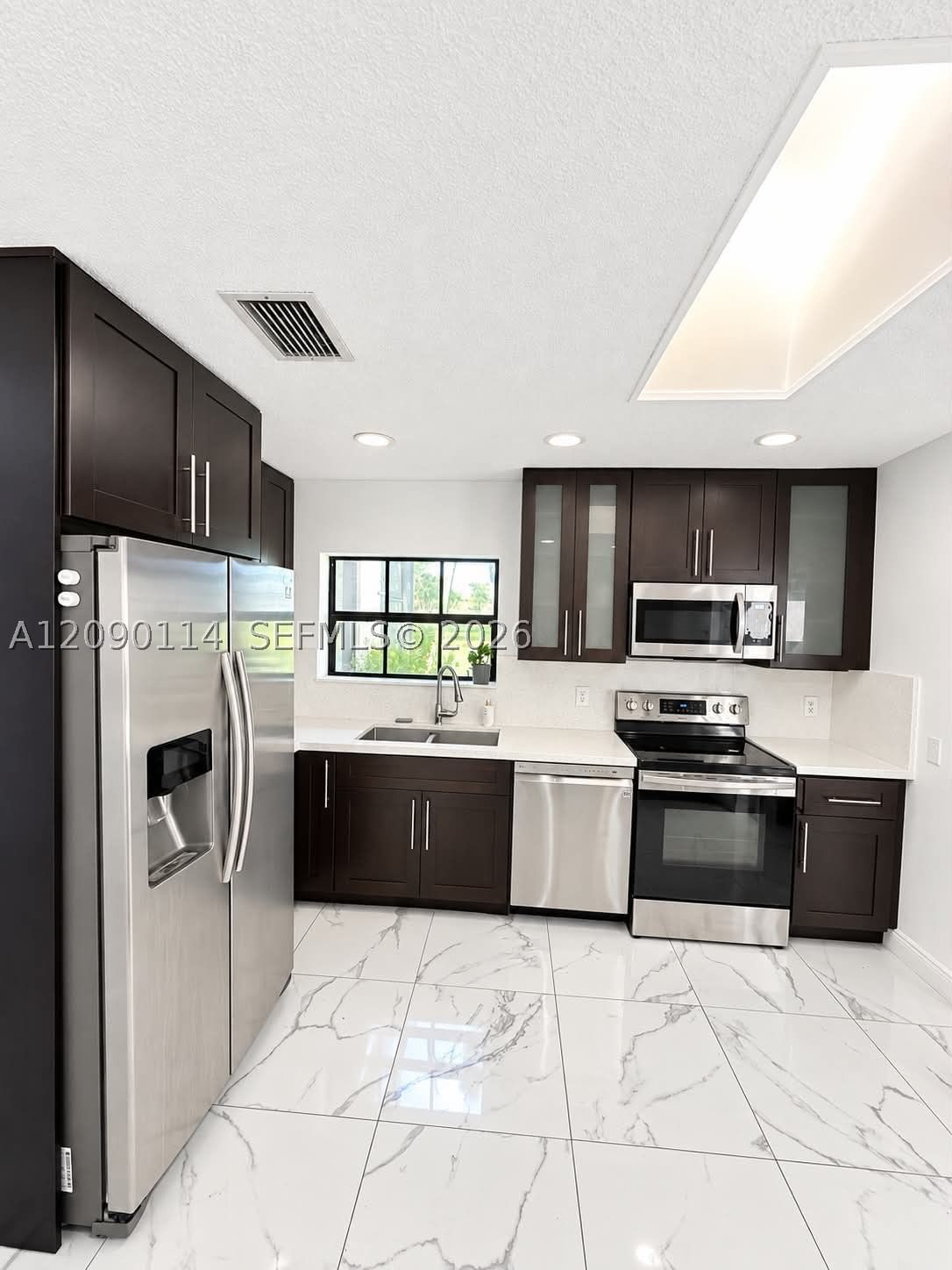 Real estate property located at 17 Columbia Ct, Broward, Anglo-american Plat One, Deerfield Beach, FL