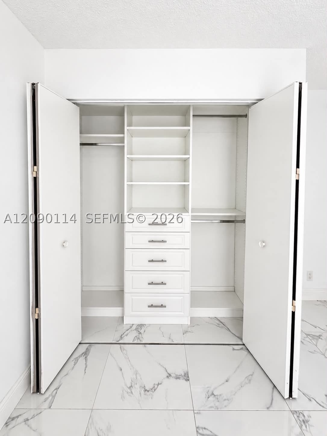 Real estate property located at 17 Columbia Ct, Broward, Anglo-american Plat One, Deerfield Beach, FL