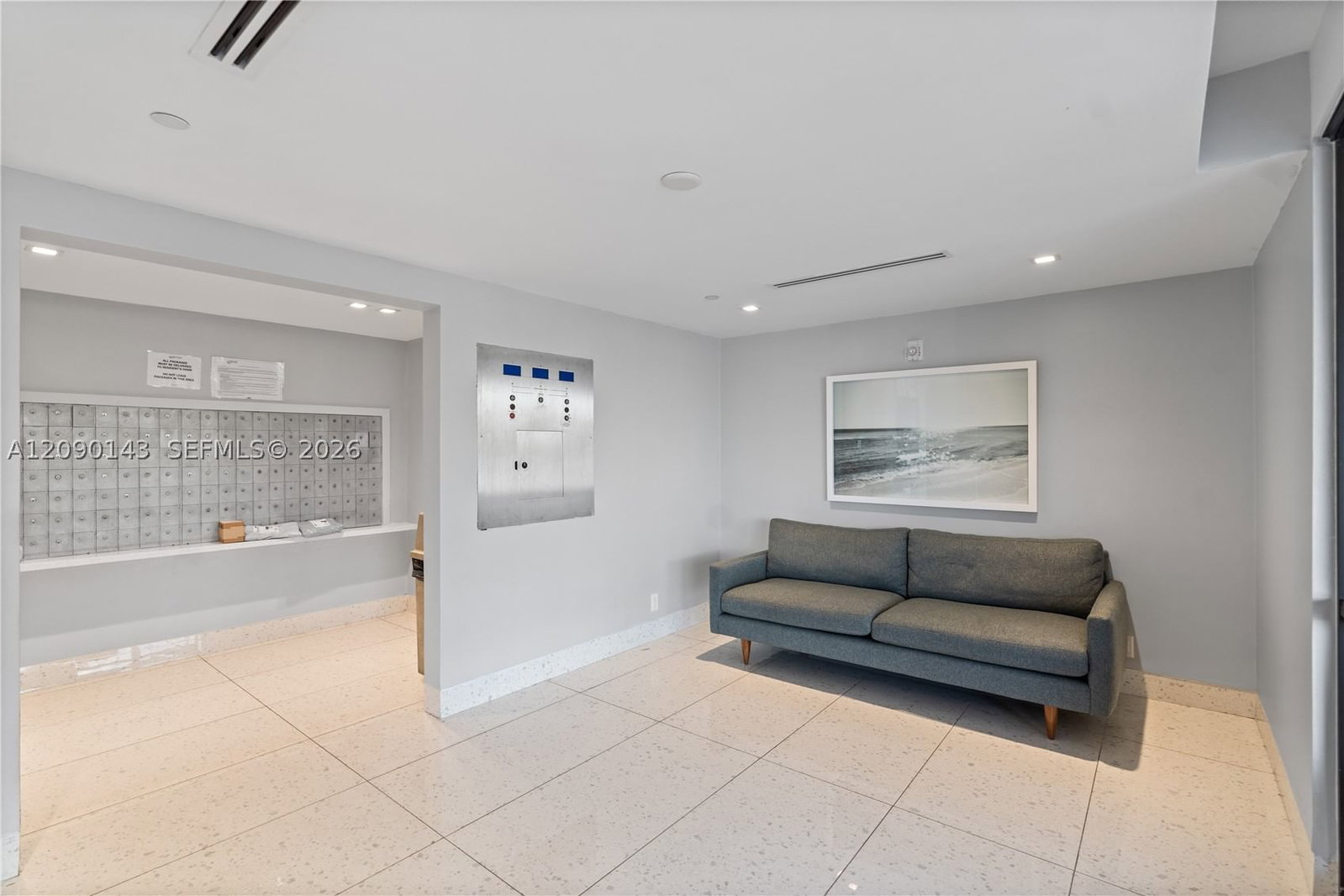 Real estate property located at 20379 Country Club Dr #332, Miami-dade, Coronado Condo- Tower Ii, Aventura, FL