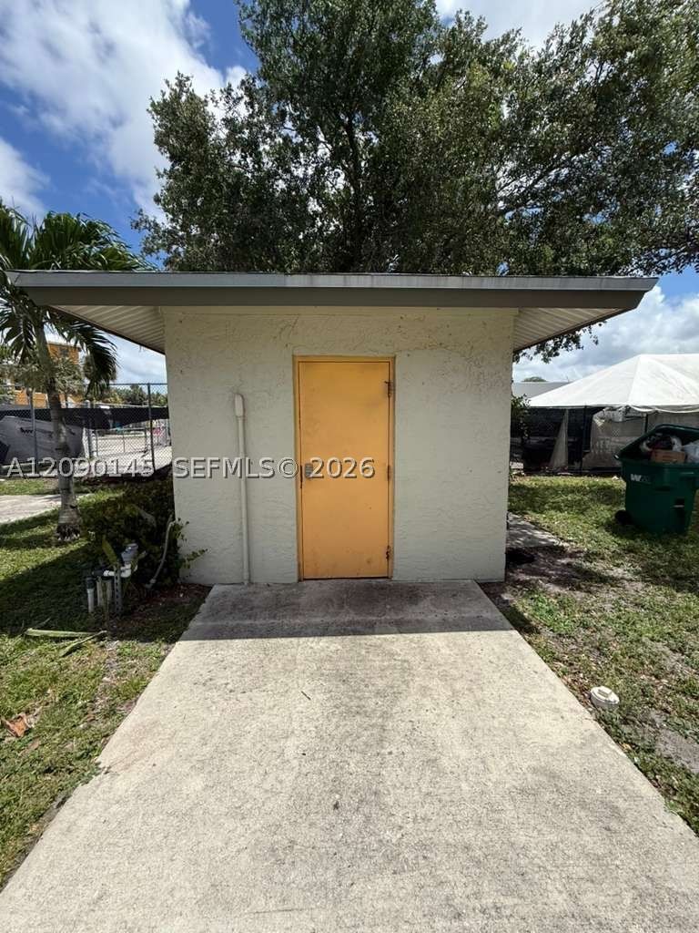Real estate property located at 615-619 11th Ave, Broward, Progresso, Fort Lauderdale, FL