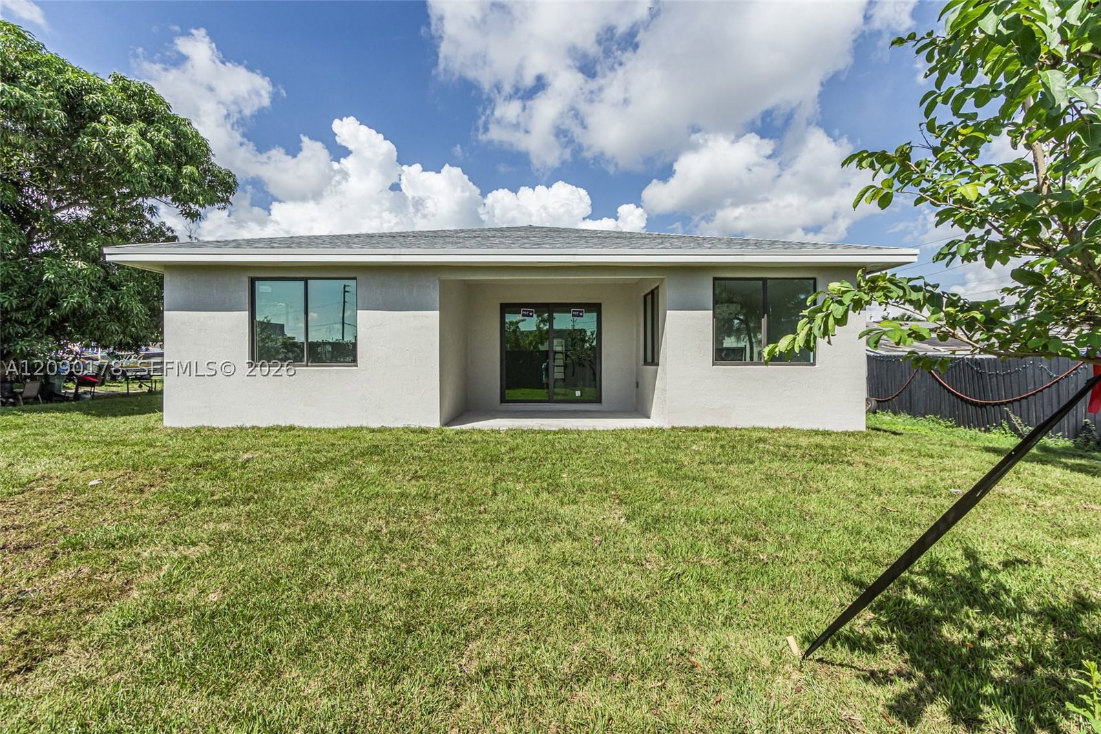 Real estate property located at 2960 24th Ave, Broward, Ziladen Properties, Oakland Park, FL