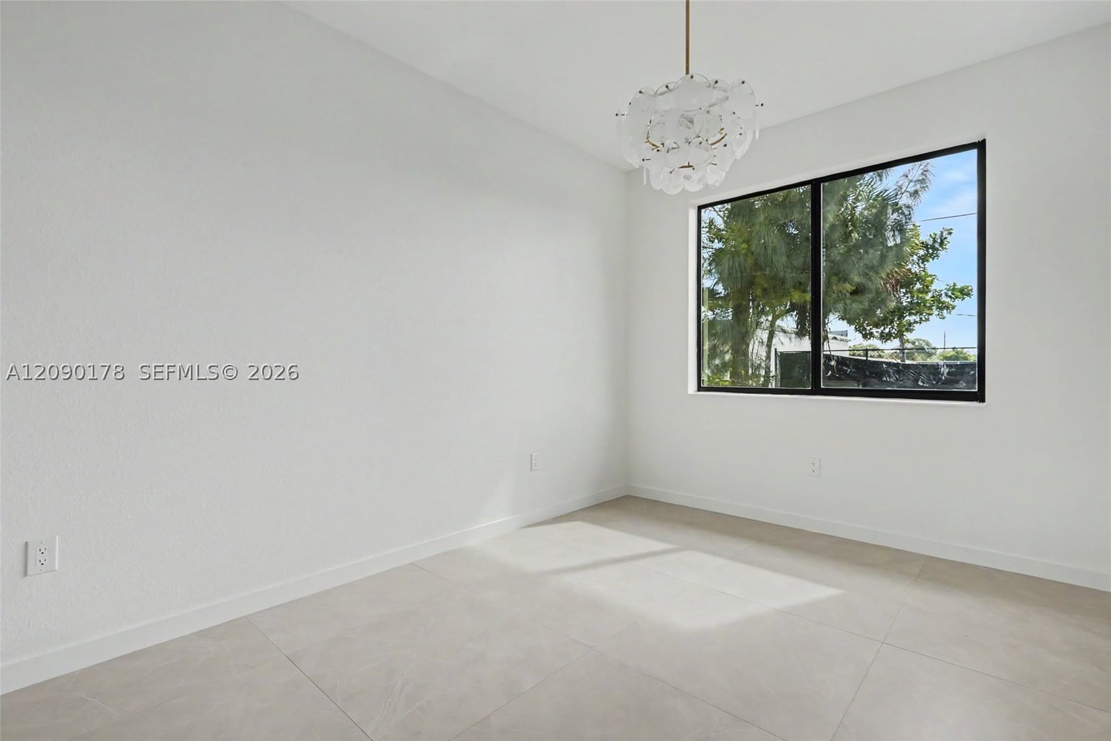 Real estate property located at 2960 24th Ave, Broward, Ziladen Properties, Oakland Park, FL