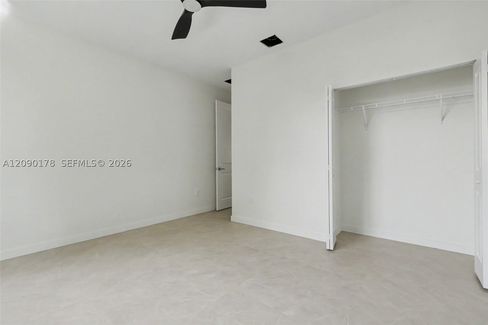 Real estate property located at 2960 24th Ave, Broward, Ziladen Properties, Oakland Park, FL