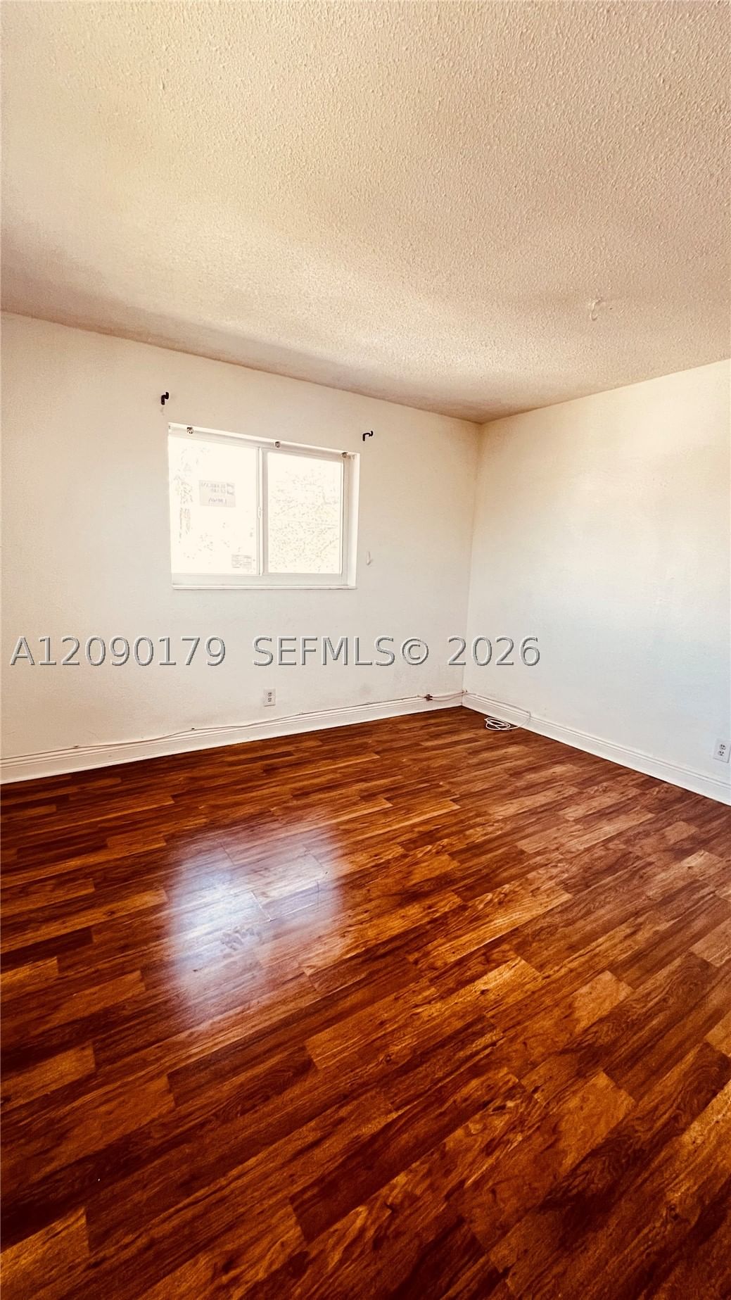 Real estate property located at 1733 Mayo St #11, Broward, Mayo Apartments Assoc Inc, Hollywood, FL