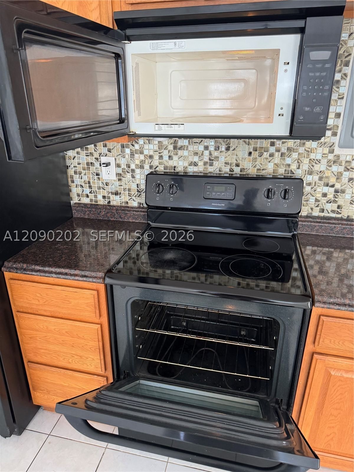 Real estate property located at 1765 Venice Ln #4E, Miami-dade, Venice Park, North Miami, FL