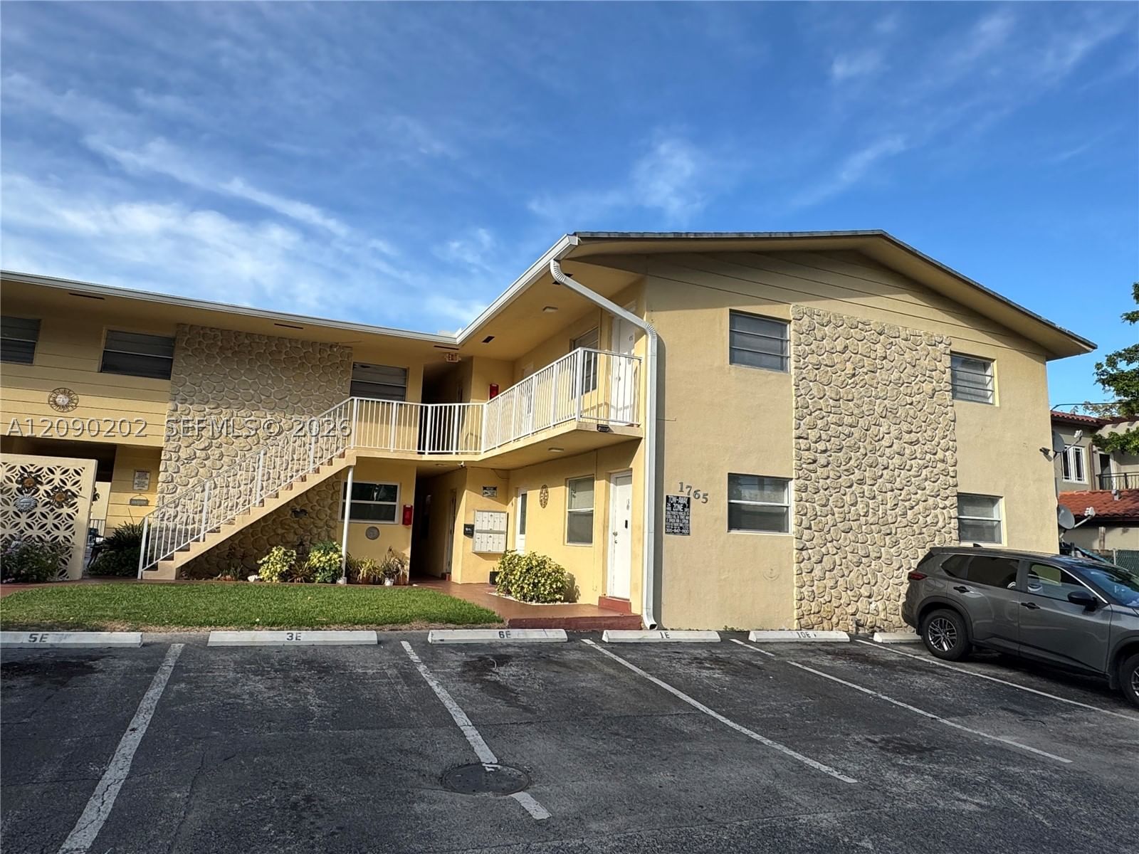 Real estate property located at 1765 Venice Ln #4E, Miami-dade, Venice Park, North Miami, FL