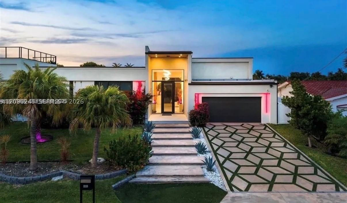 Real estate property located at 2225 19th St, Broward, North Bal Harbour, Fort Lauderdale, FL