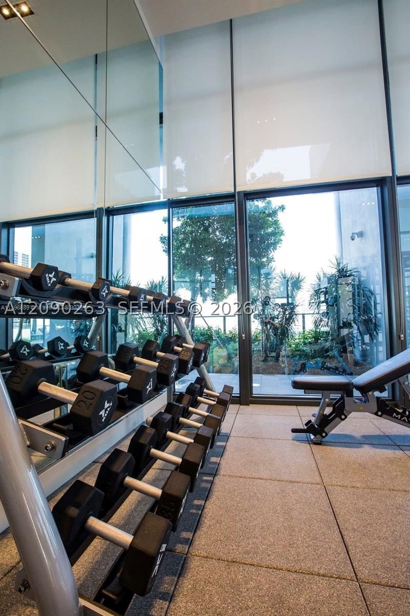 Real estate property located at 1600 1st Ave #2916, Miami-dade, Canvas Condo, Miami, FL