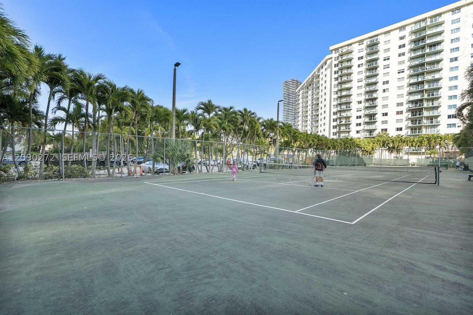 Real estate property located at 19380 Collins Ave #1023, Miami-dade, Oceanview Building B Cond, Sunny Isles Beach, FL
