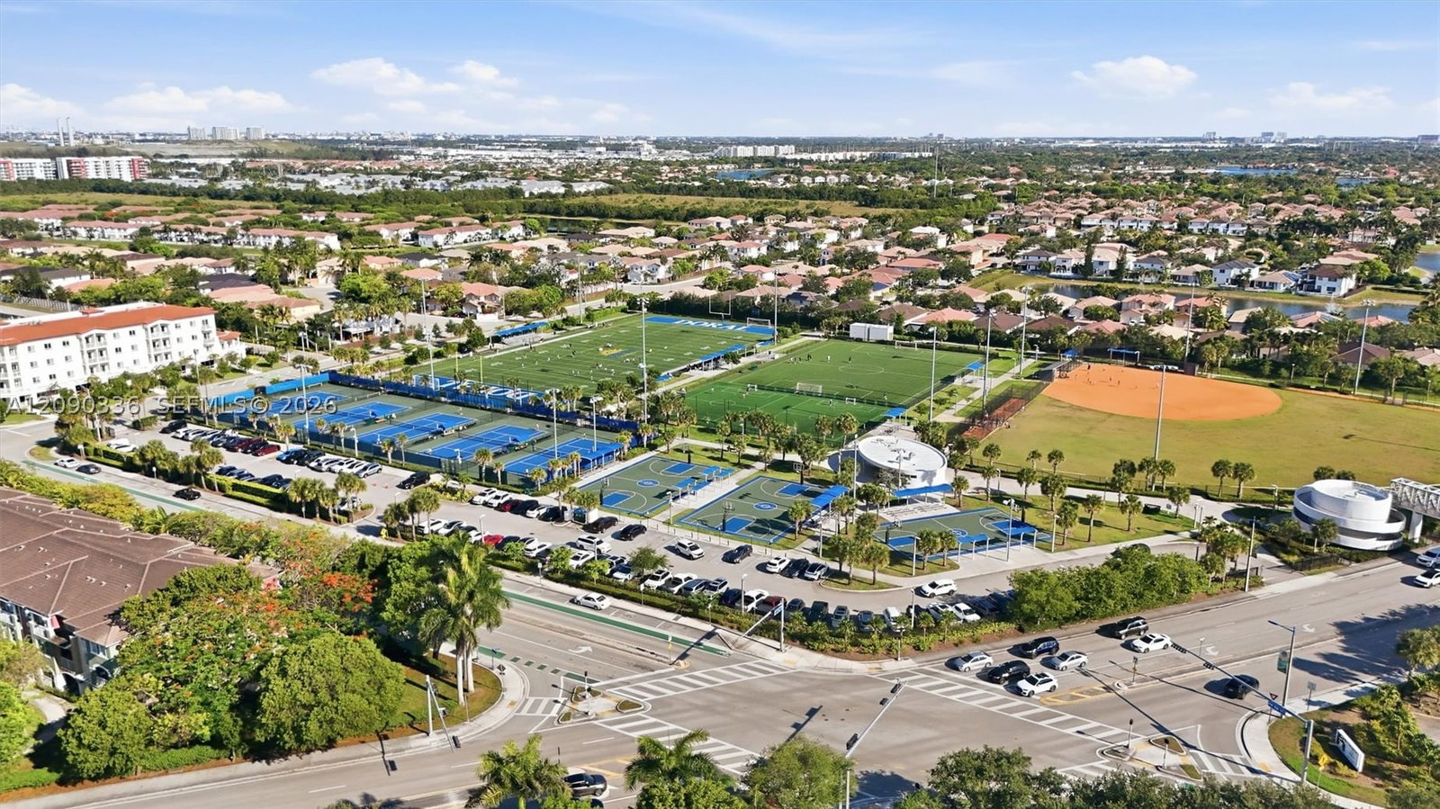 Real estate property located at 11605 89th St #228, Miami-dade, St Moritz At Doral Condo, Doral, FL