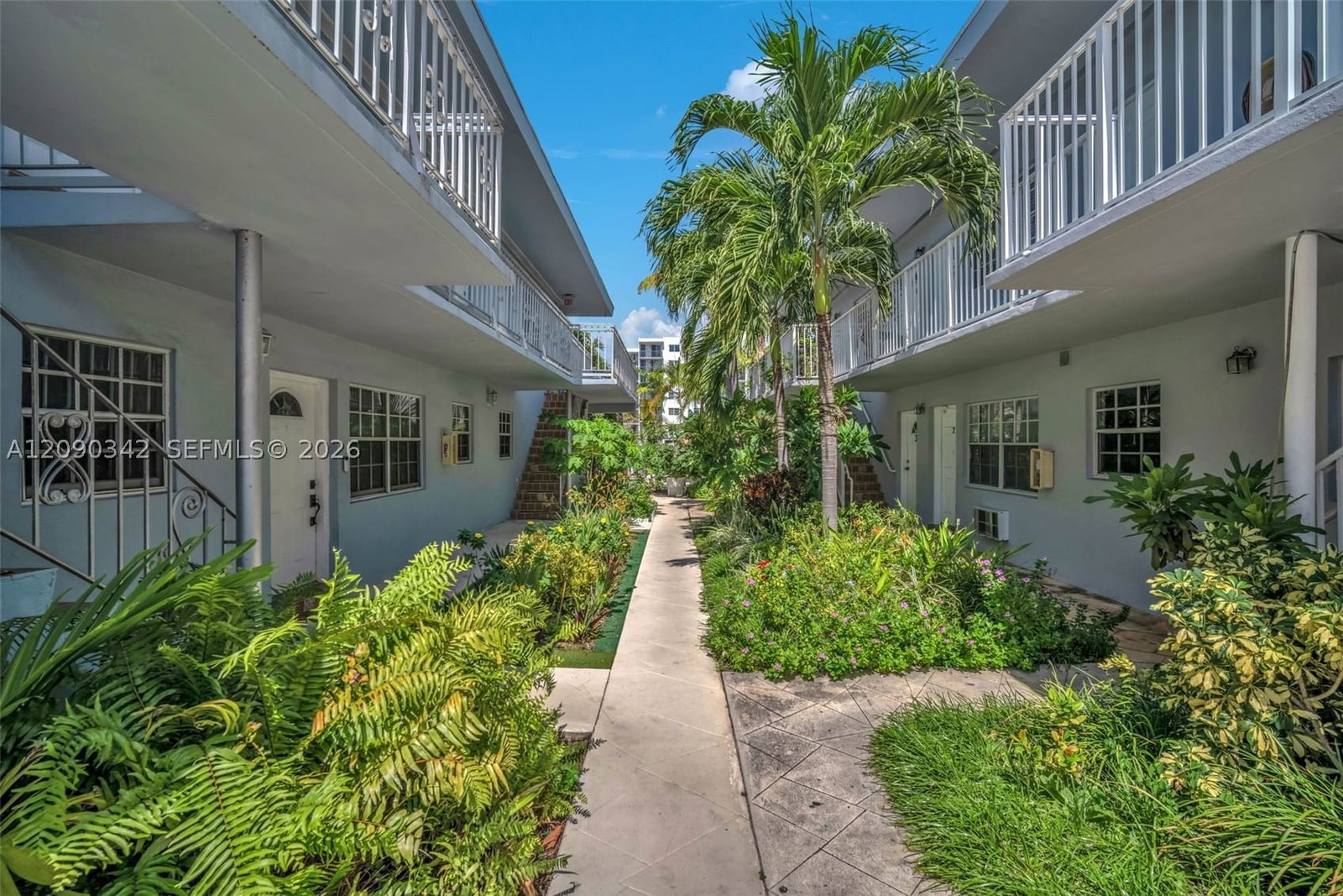 Real estate property located at 8010 Tatum Waterway Dr #5, Miami-dade, Creek Club Condo No 2 Inc, Miami Beach, FL