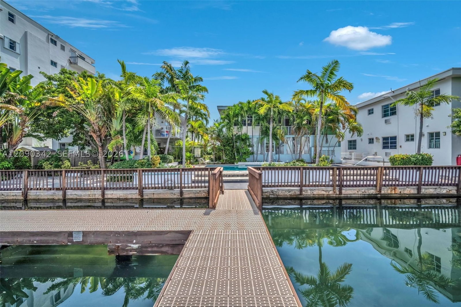 Real estate property located at 8010 Tatum Waterway Dr #5, Miami-dade, Creek Club Condo No 2 Inc, Miami Beach, FL