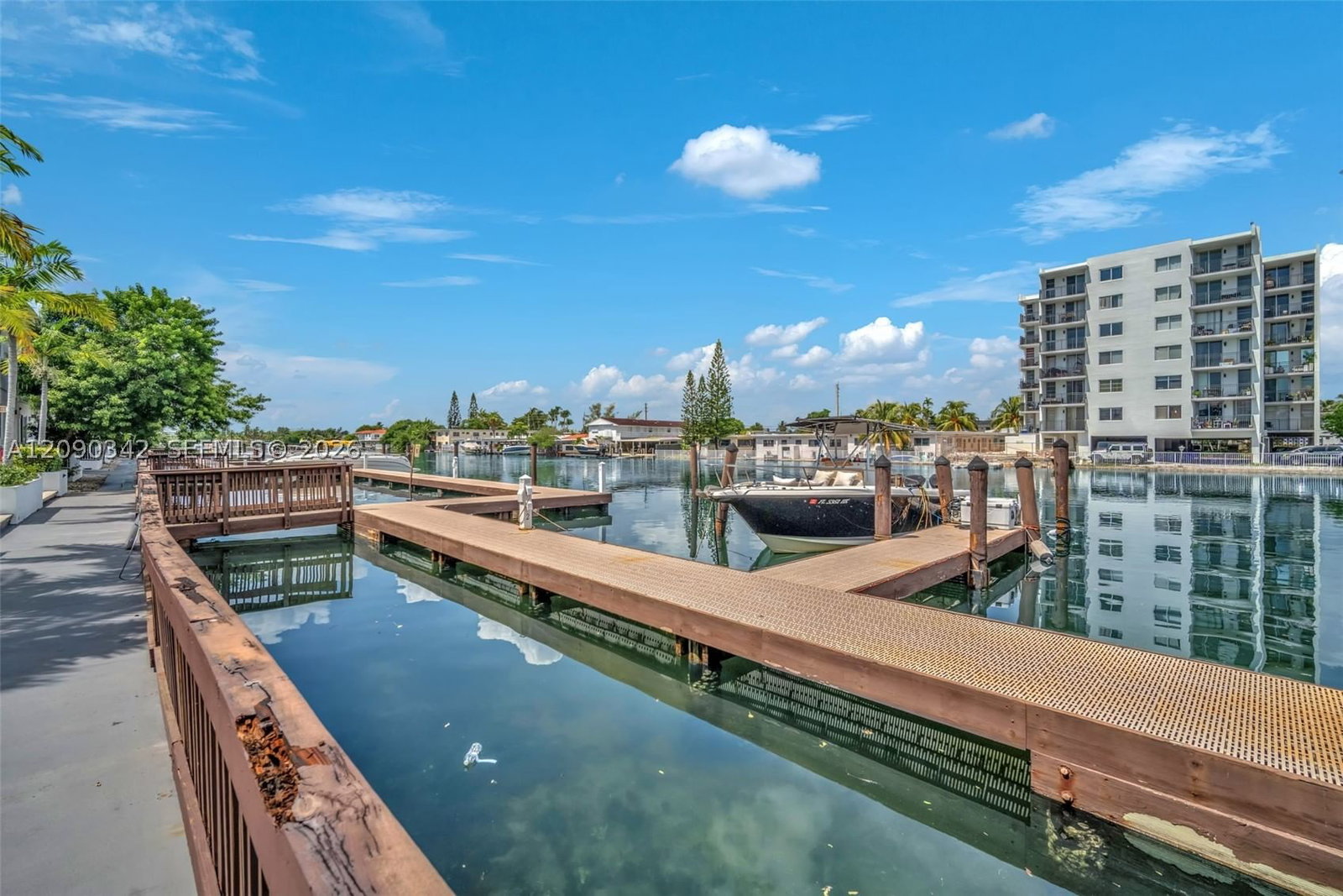 Real estate property located at 8010 Tatum Waterway Dr #5, Miami-dade, Creek Club Condo No 2 Inc, Miami Beach, FL