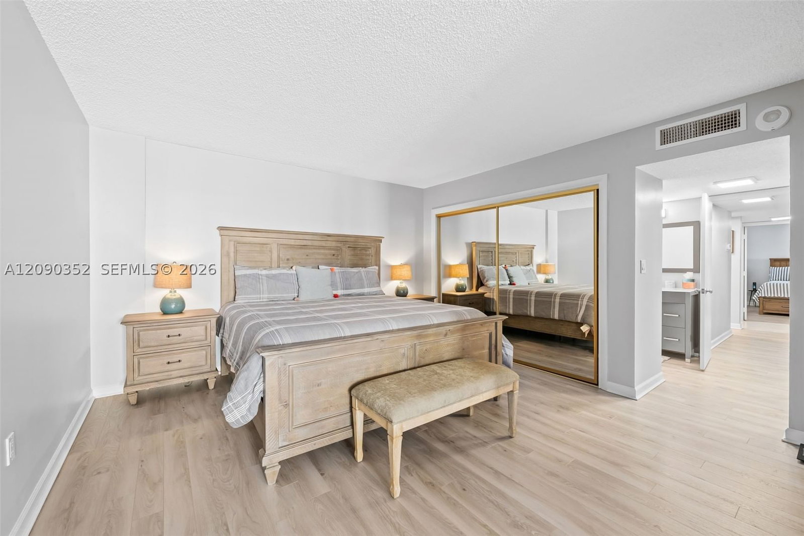 Real estate property located at 1401 Ocean Blvd #407, Broward, Emerald Tower Condo, Pompano Beach, FL