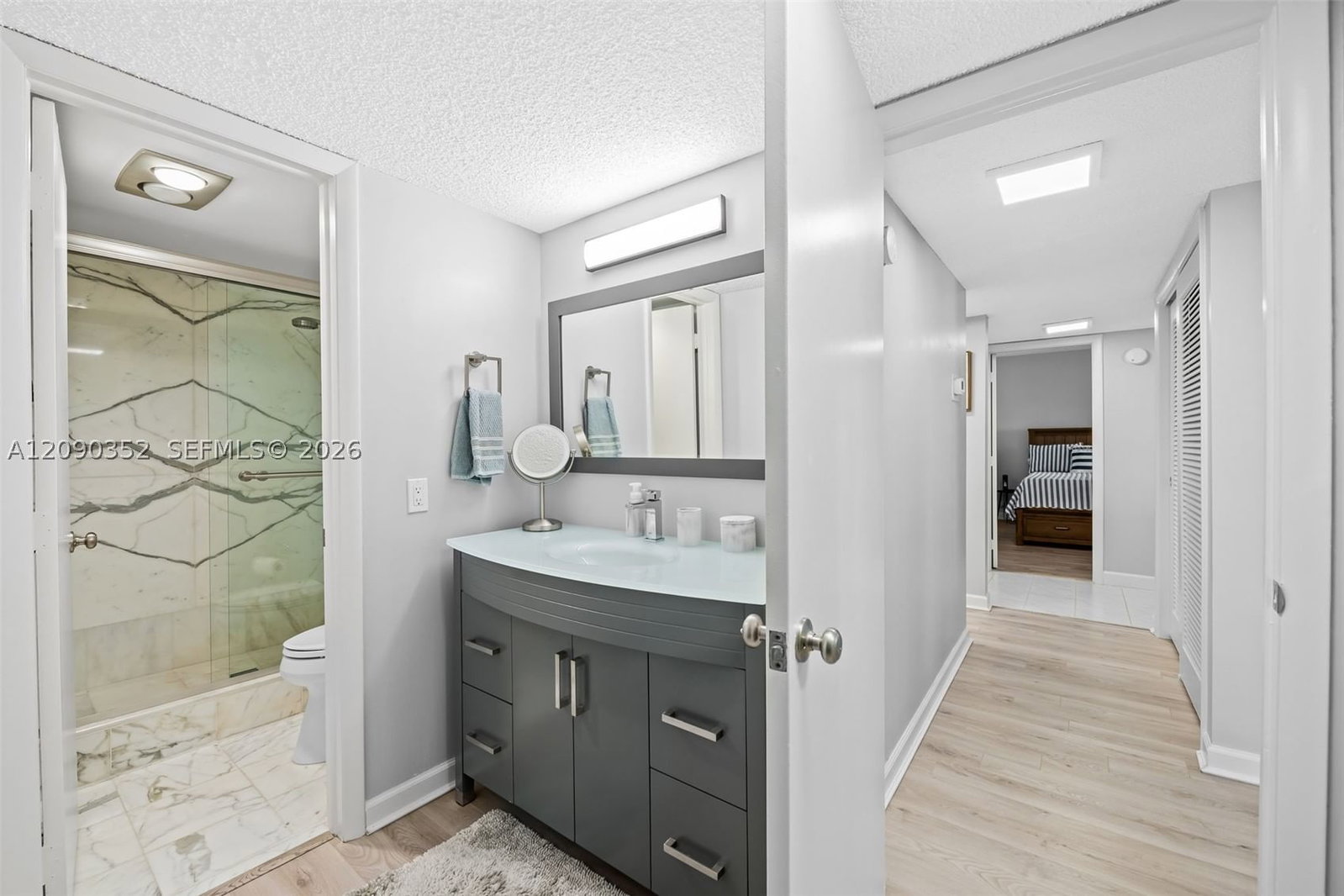 Real estate property located at 1401 Ocean Blvd #407, Broward, Emerald Tower Condo, Pompano Beach, FL