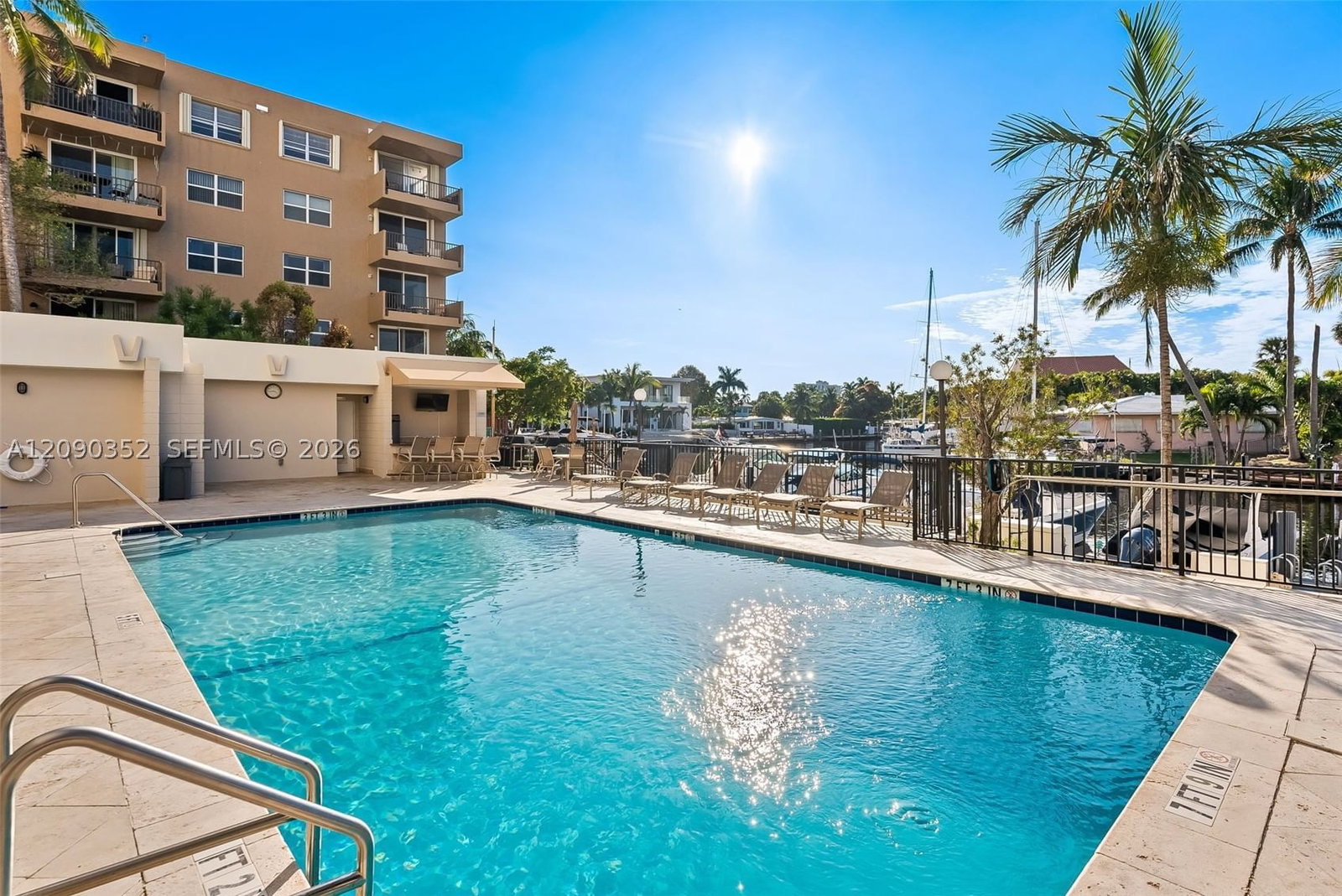 Real estate property located at 1401 Ocean Blvd #407, Broward, Emerald Tower Condo, Pompano Beach, FL
