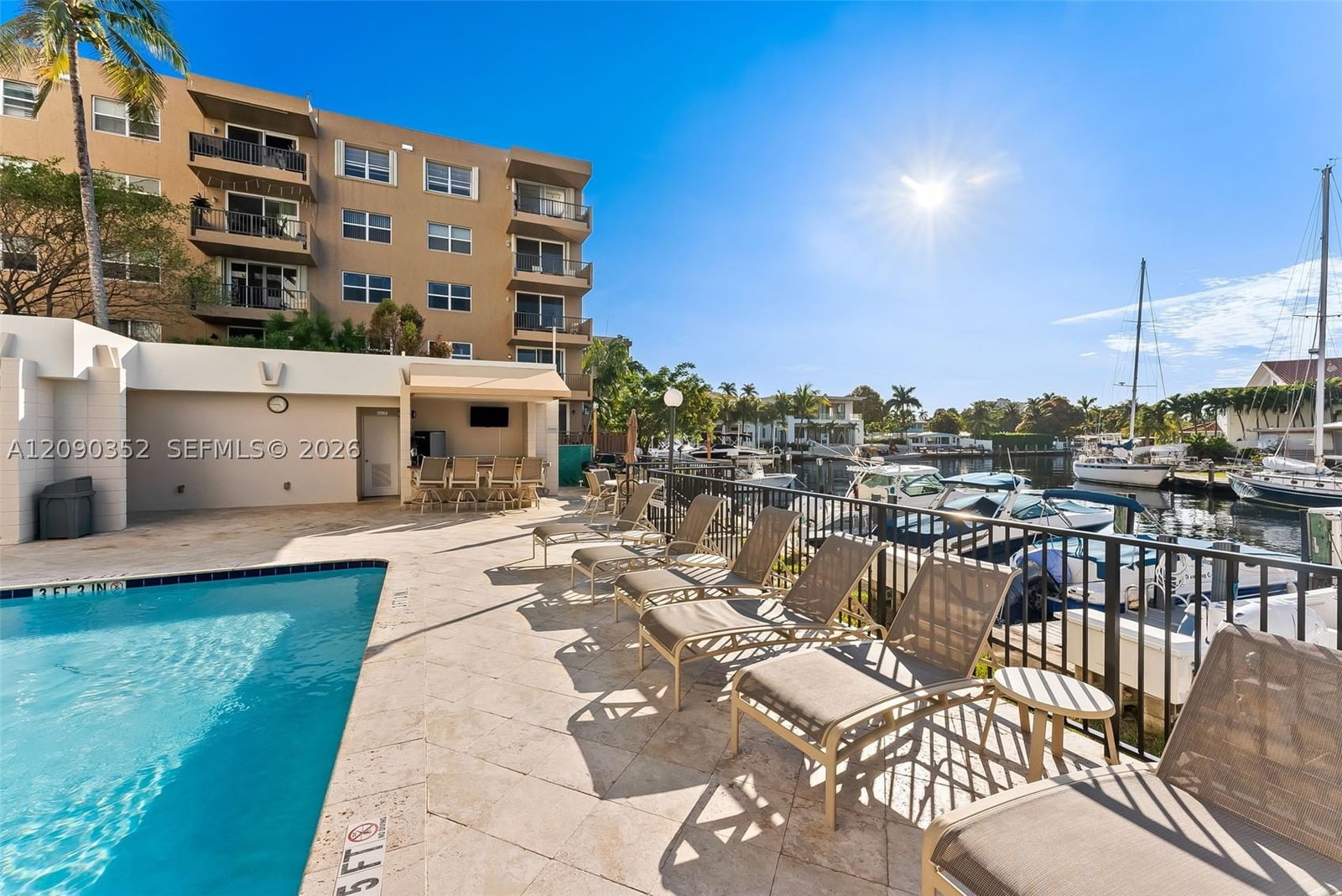 Real estate property located at 1401 Ocean Blvd #407, Broward, Emerald Tower Condo, Pompano Beach, FL