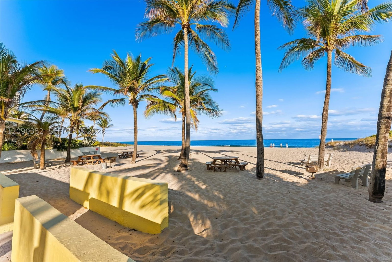 Real estate property located at 1401 Ocean Blvd #407, Broward, Emerald Tower Condo, Pompano Beach, FL