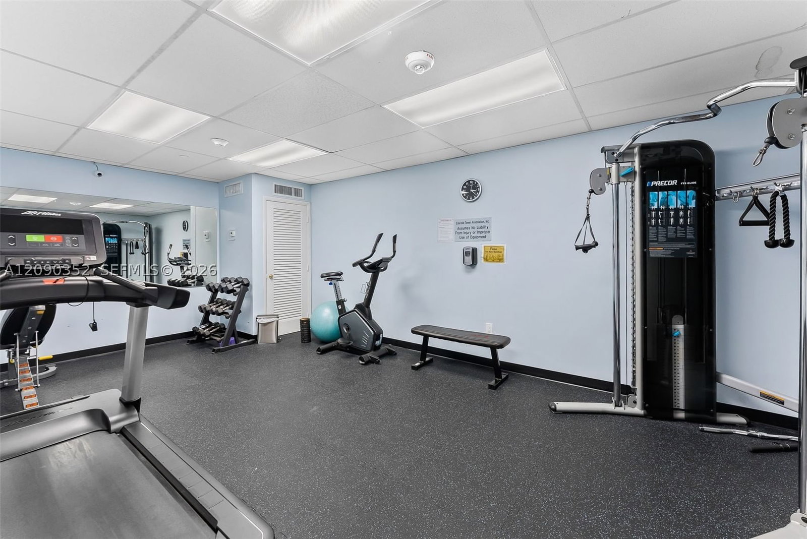 Real estate property located at 1401 Ocean Blvd #407, Broward, Emerald Tower Condo, Pompano Beach, FL