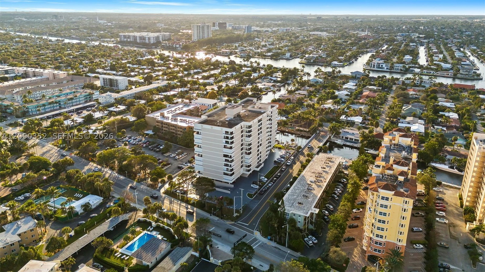Real estate property located at 1401 Ocean Blvd #407, Broward, Emerald Tower Condo, Pompano Beach, FL