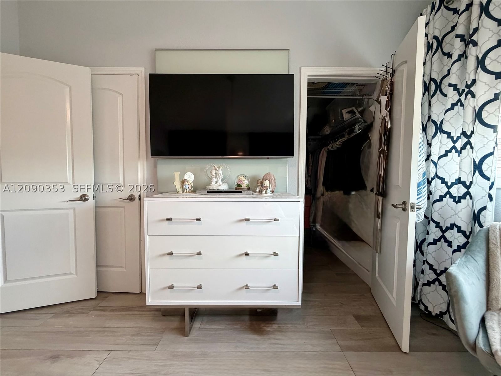 Real estate property located at 12355 15th St #12355, Broward, Pembroke Lakes Section Se, Pembroke Pines, FL