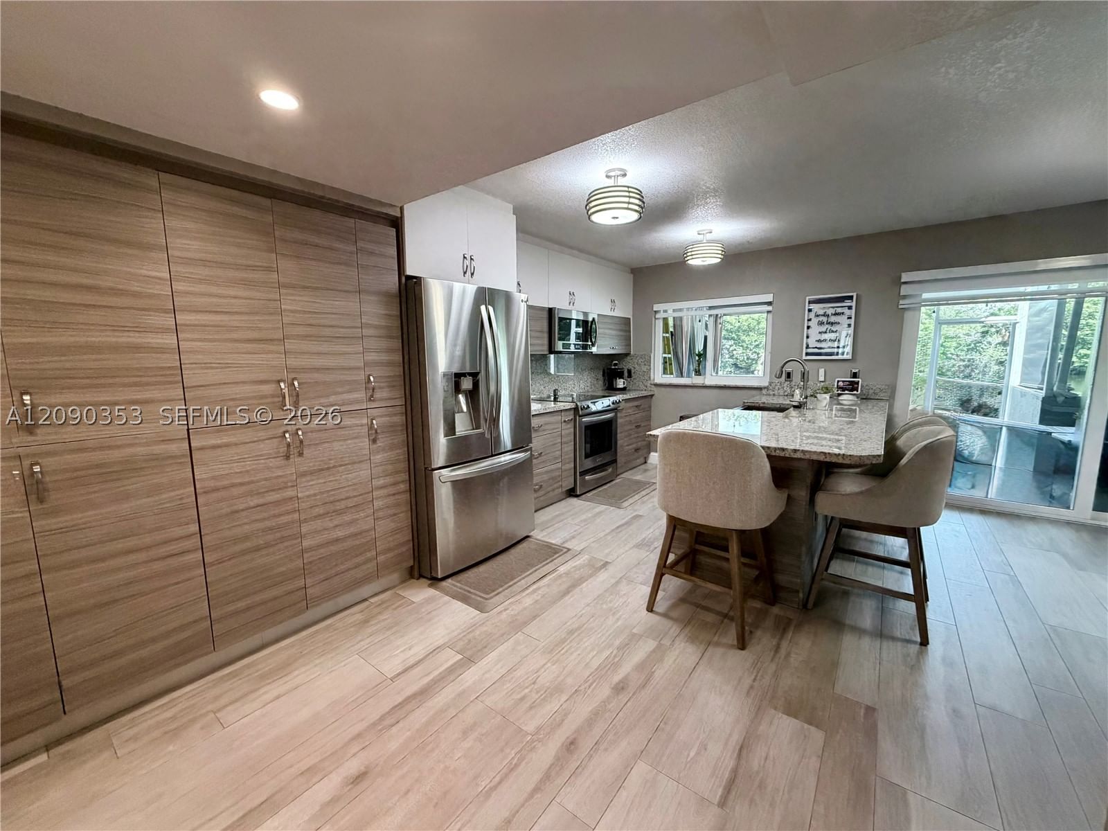 Real estate property located at 12355 15th St #12355, Broward, Pembroke Lakes Section Se, Pembroke Pines, FL