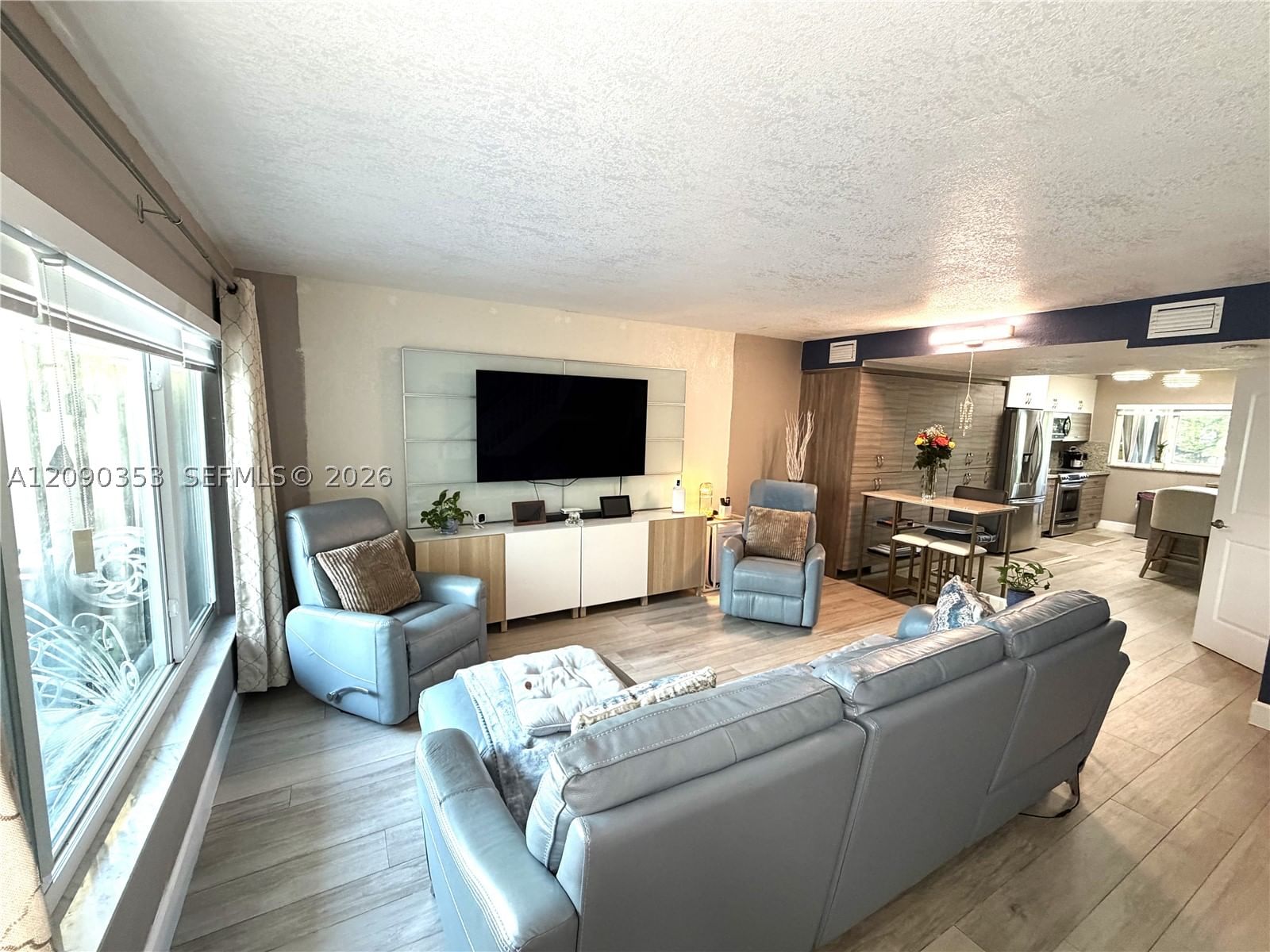 Real estate property located at 12355 15th St #12355, Broward, Pembroke Lakes Section Se, Pembroke Pines, FL