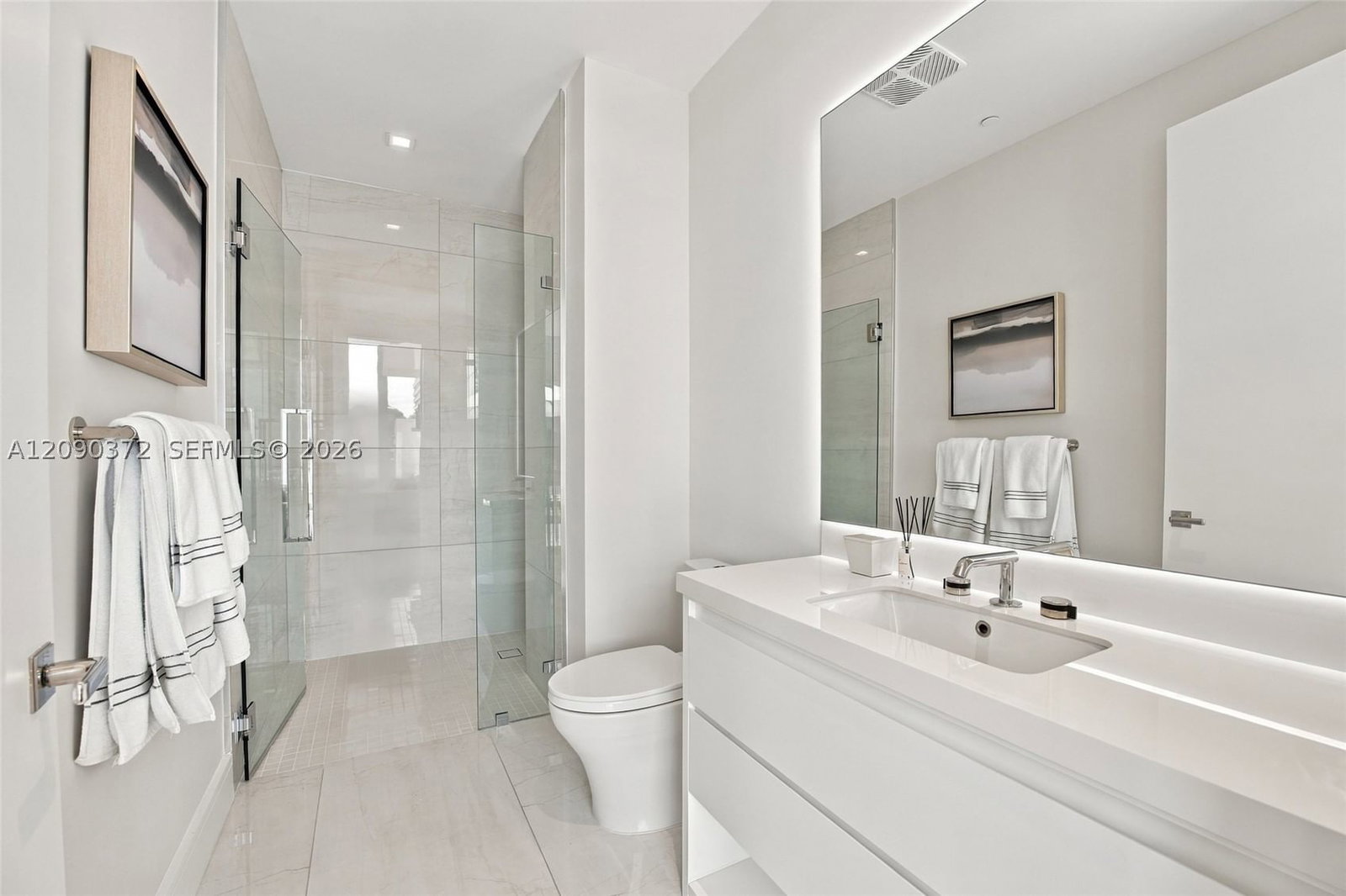 Real estate property located at 725 Ocean Blvd #105, Palm Beach, Boca Beach Residences Con, Boca Raton, FL