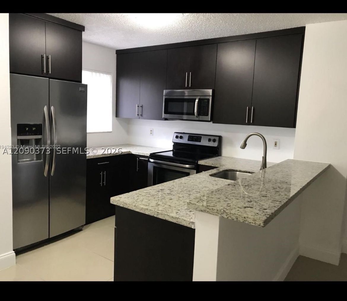 Real estate property located at 8730 Sherman Cir #302, Broward, Lakeshore At University P, Miramar, FL