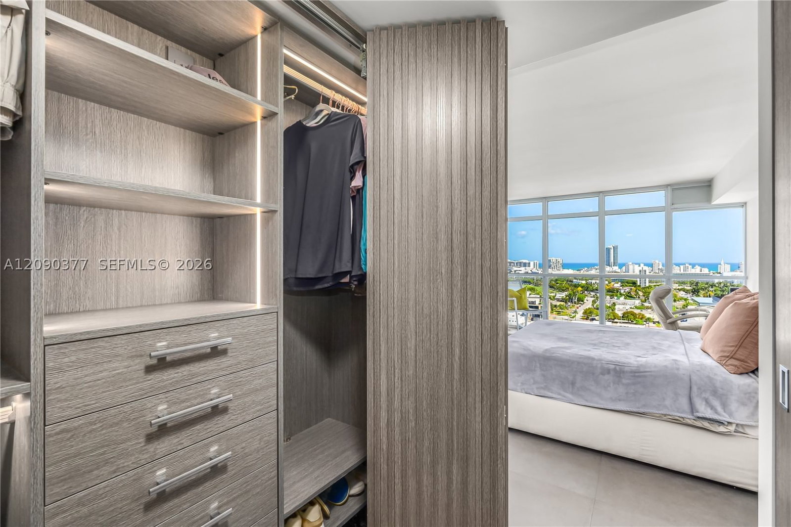 Real estate property located at 1800 Sunset Harbour Dr #2105, Miami-dade, Sunset Harbour South Cond, Miami Beach, FL