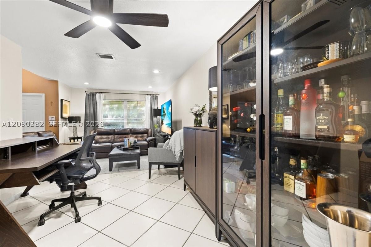 Real estate property located at 195 Sable Palm Way, Broward, West Park-west Parcel, Davie, FL