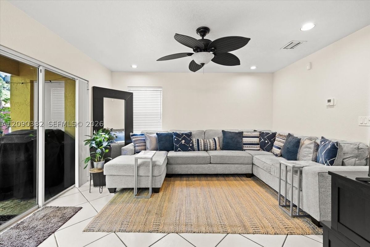 Real estate property located at 195 Sable Palm Way, Broward, West Park-west Parcel, Davie, FL