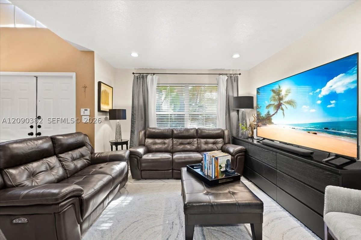 Real estate property located at 195 Sable Palm Way, Broward, West Park-west Parcel, Davie, FL