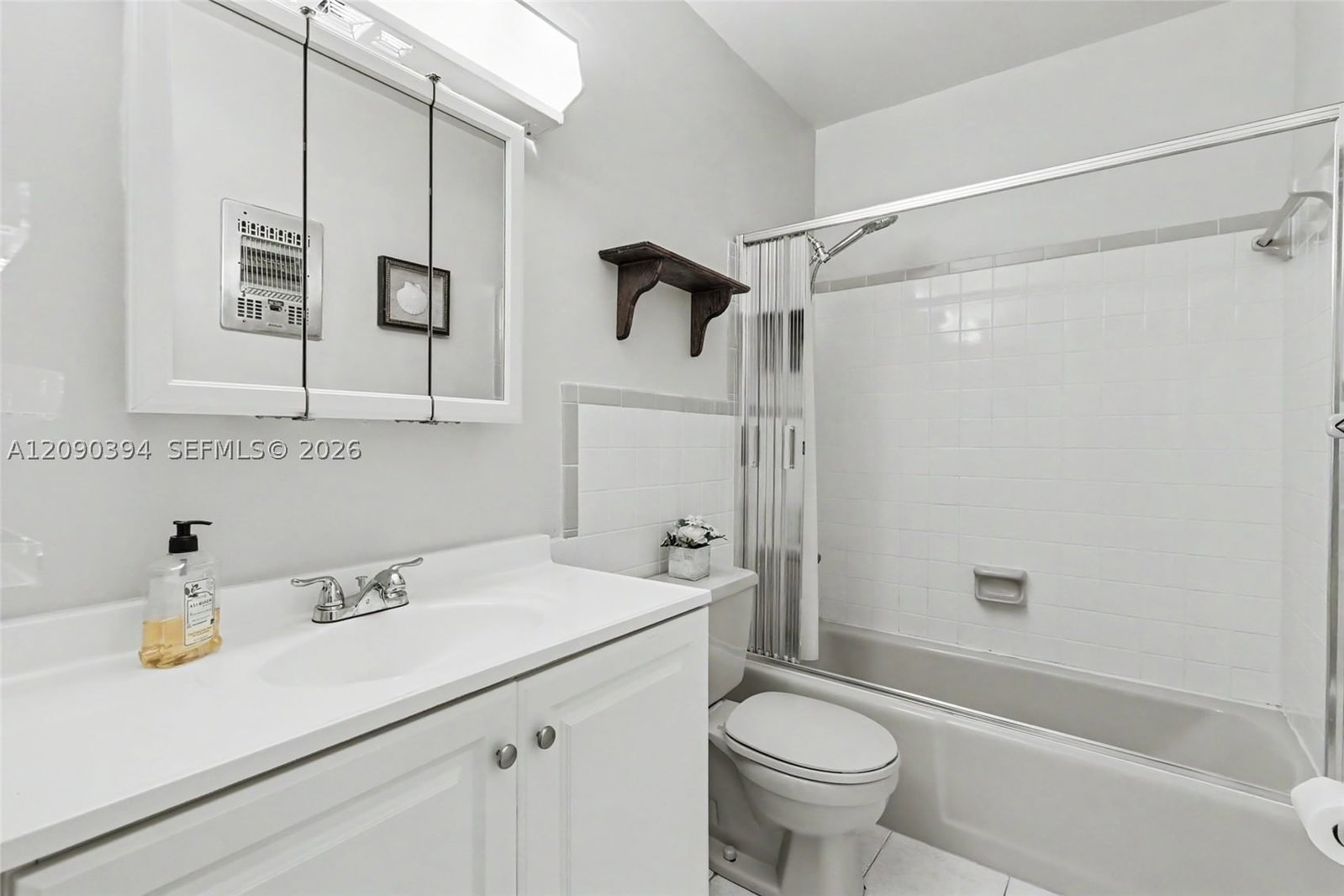 Real estate property located at 1401 12th Ct #3B, Broward, Crystal Court Manor No 9, Hollywood, FL
