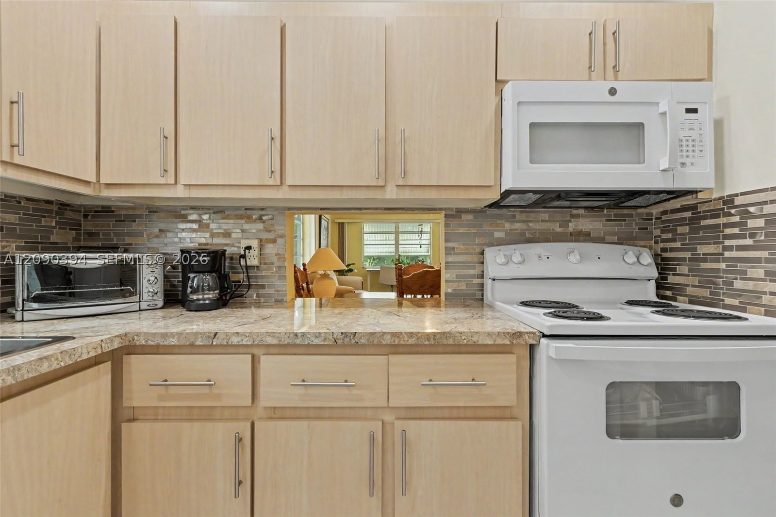 Real estate property located at 1401 12th Ct #3B, Broward, Crystal Court Manor No 9, Hollywood, FL