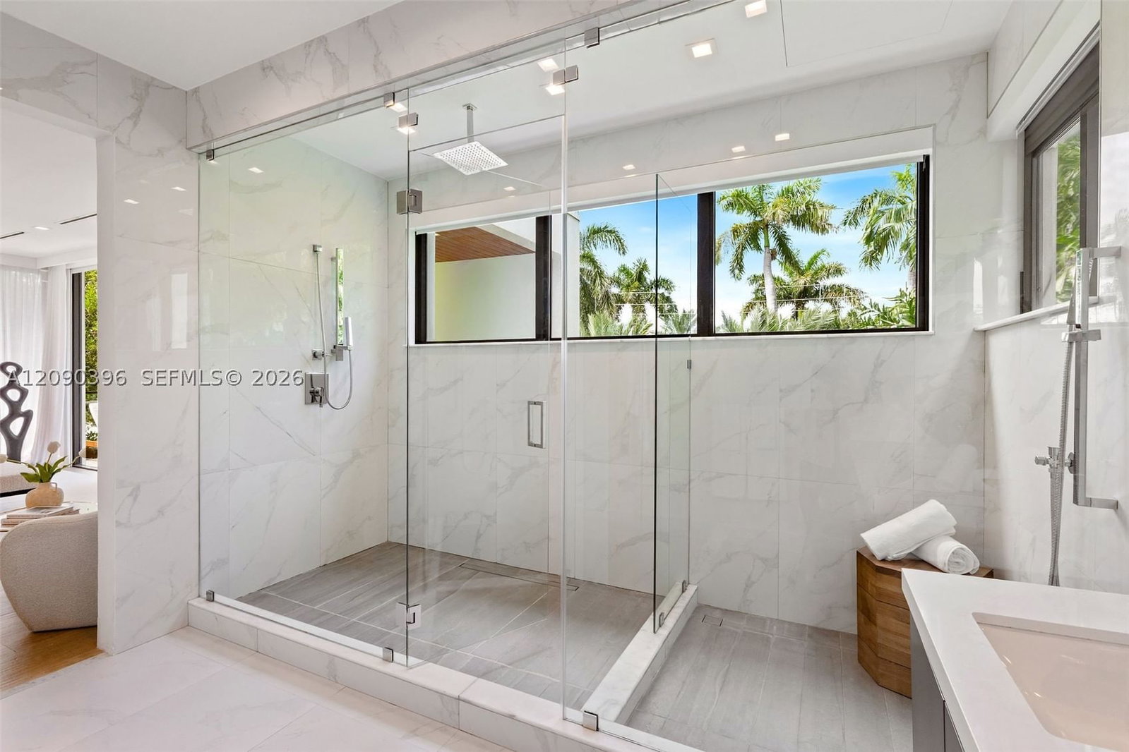 Real estate property located at 5701 Bay Rd, Miami-dade, La Gorce Golf Sub, Miami Beach, FL
